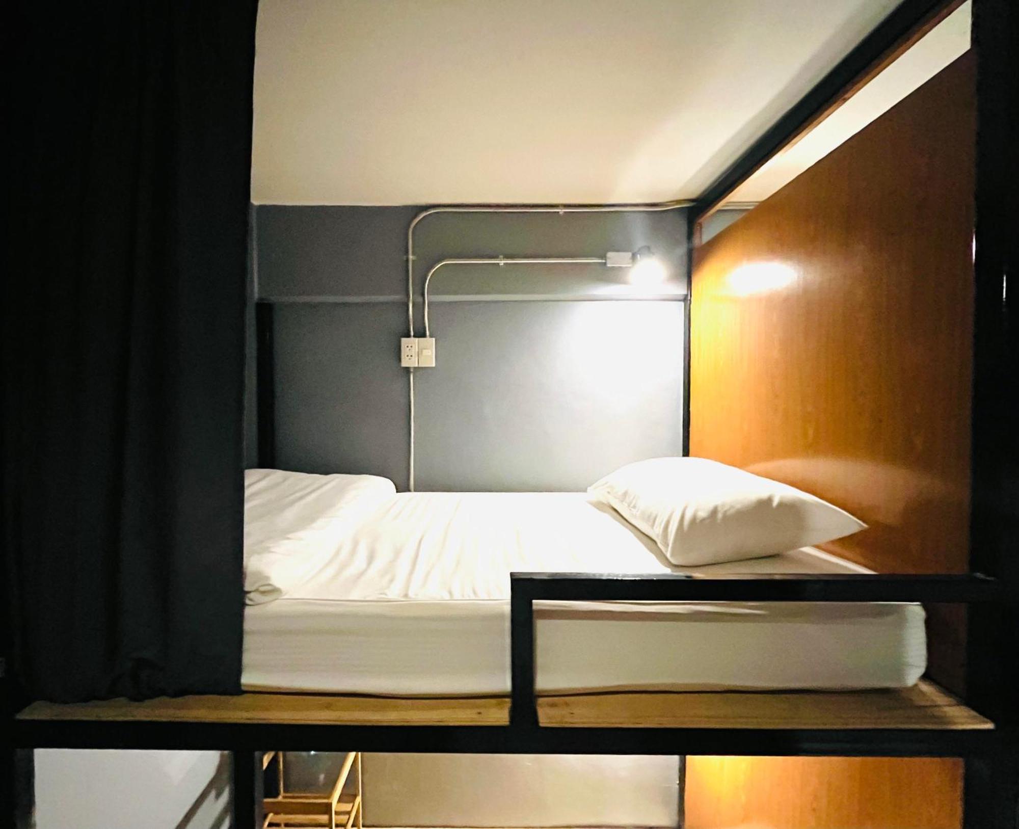 The Backpack Hostel Bangkok Dış mekan fotoğraf