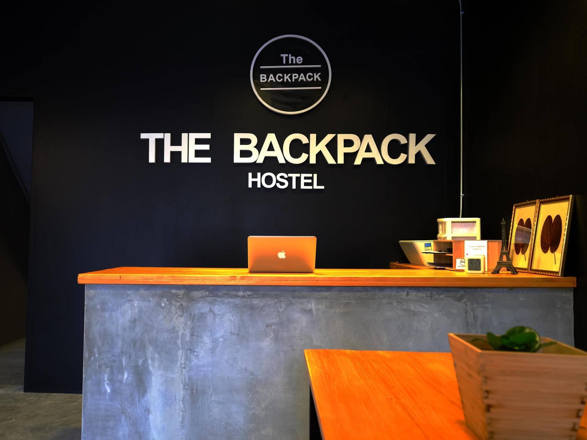 The Backpack Hostel Bangkok Dış mekan fotoğraf