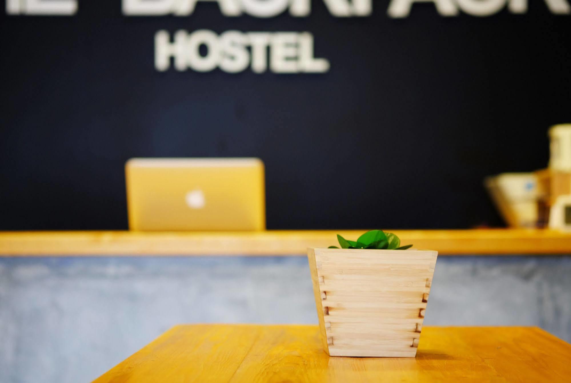 The Backpack Hostel Bangkok Dış mekan fotoğraf